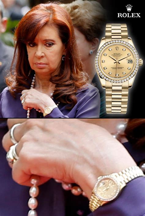 rolex de cristina kirchner|Cristina se presentó en Tribunales con un Rolex de 35 mil dólares.